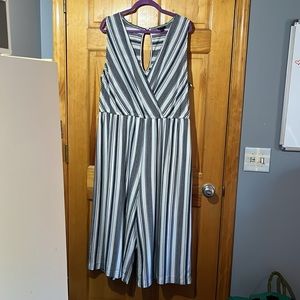 Jumpsuit Torrid Brand Size 3 blue white equivalent to size 3x or 24 plus